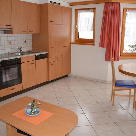 Ferienhaus Antigua Saas-Grund Zimmer foto