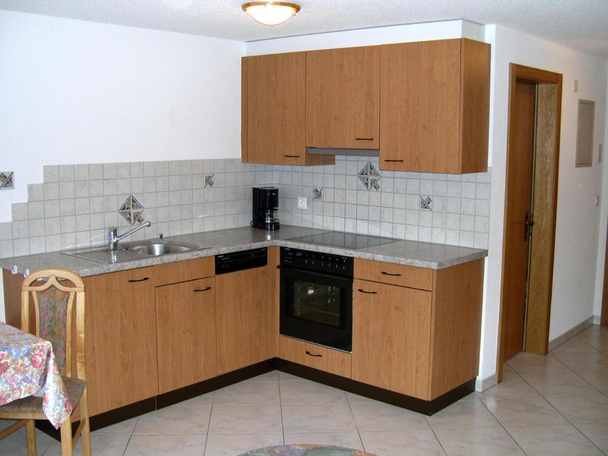 Ferienhaus Antigua Saas-Grund Zimmer foto